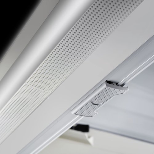 Heki II roof hood / skylight for caravan with bracket stand