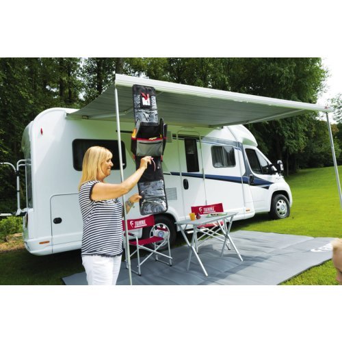 Hanging bag for bathroom utensils