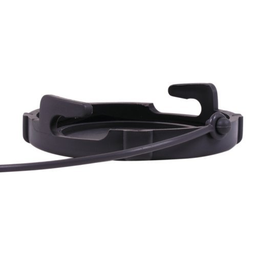 Valve cover with bayonet lock