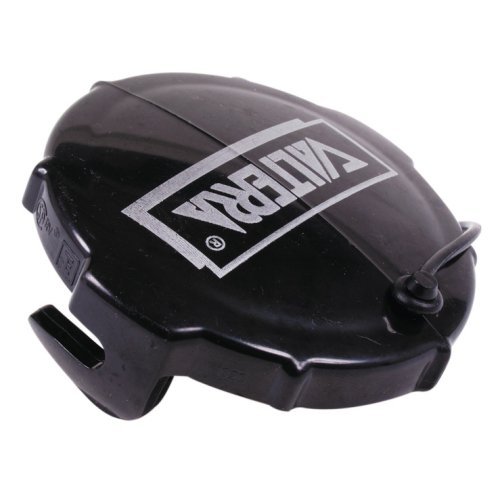 Valve cover with bayonet lock