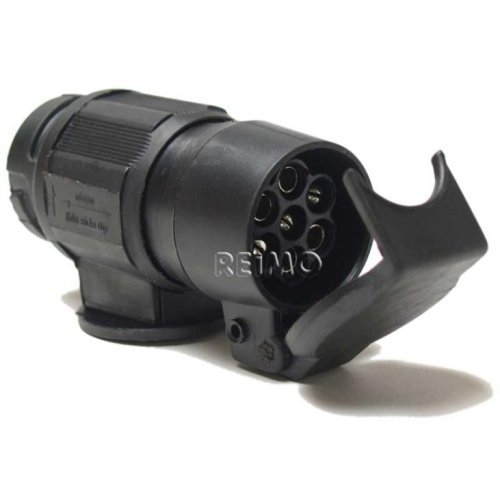 Short adapter 13-pin socket to 7-pin plug on trailer