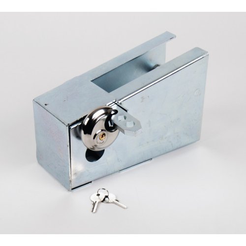 Universal box lock for car trailers