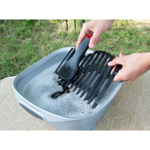 Cleaning kit - 2-piece set with grill brush and cloth