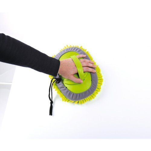 Telescopic washing brush with round microfiber head