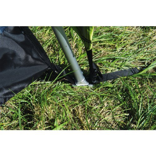 Quick set-up tent with hooked in sleeping tent